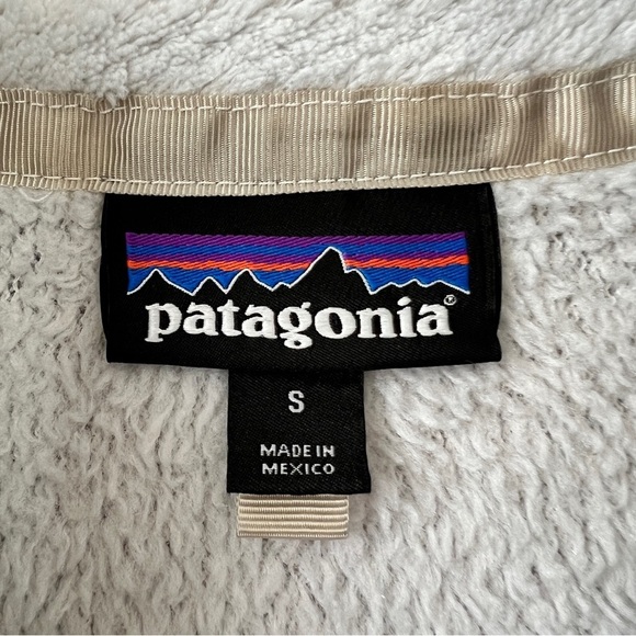 Women's Patagonia Re-Tool Snap-T Fleece Pullover (Raw Linen White X-Dye) - Picture 12 of 14